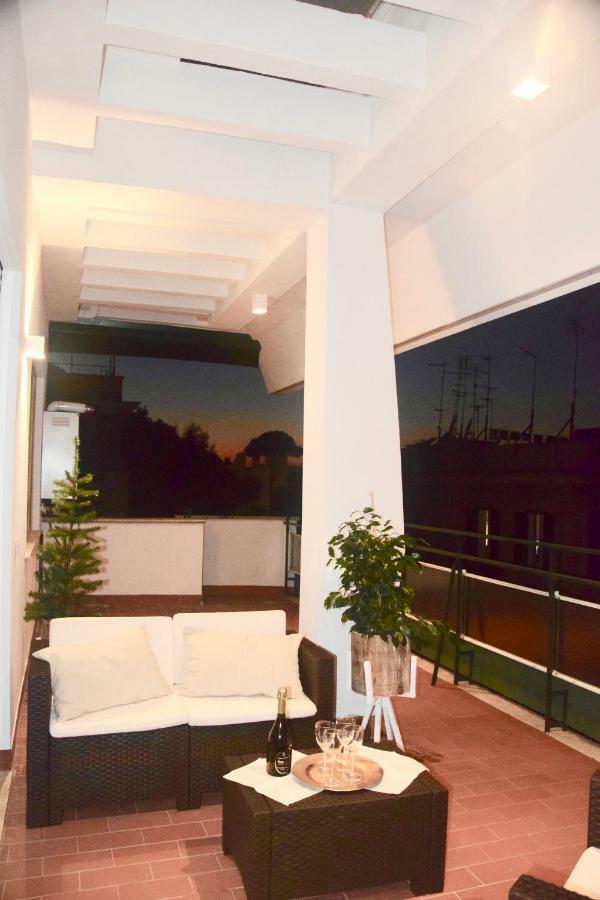 Terrazza San Giovanni Apartment Rzym Zewnętrze zdjęcie