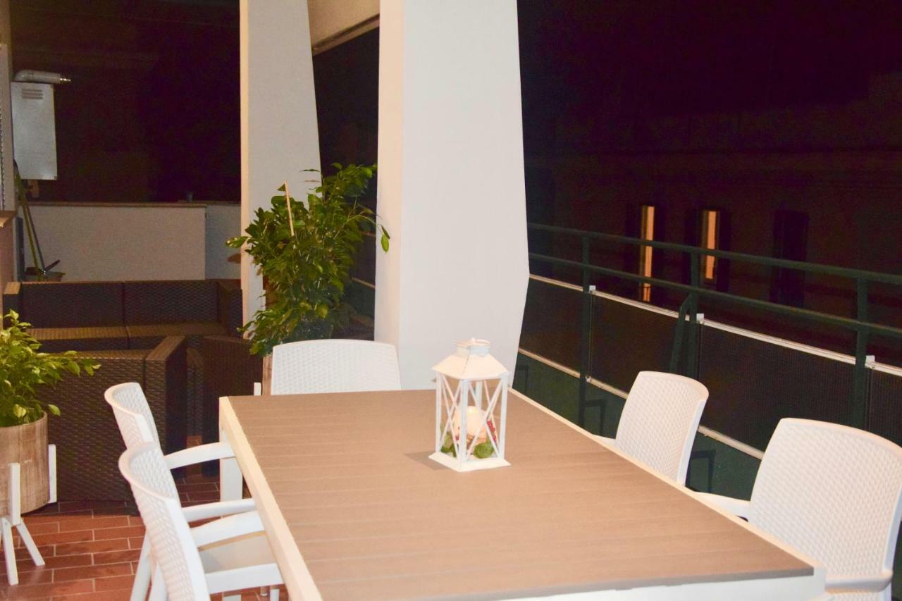 Terrazza San Giovanni Apartment Rzym Zewnętrze zdjęcie